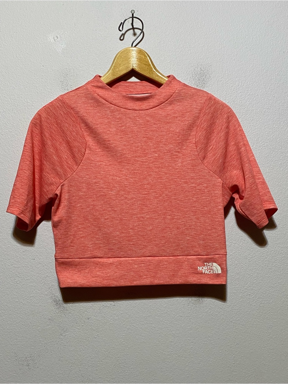 The North Face Women’s Vytrue Horizon Heather Fitted Cropped Top Sz Medium